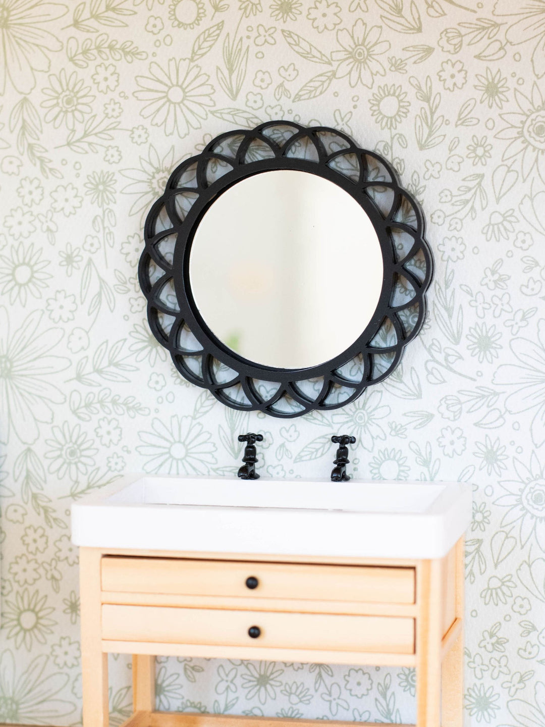 Florina Scalloped Mirror | Multiple Colors