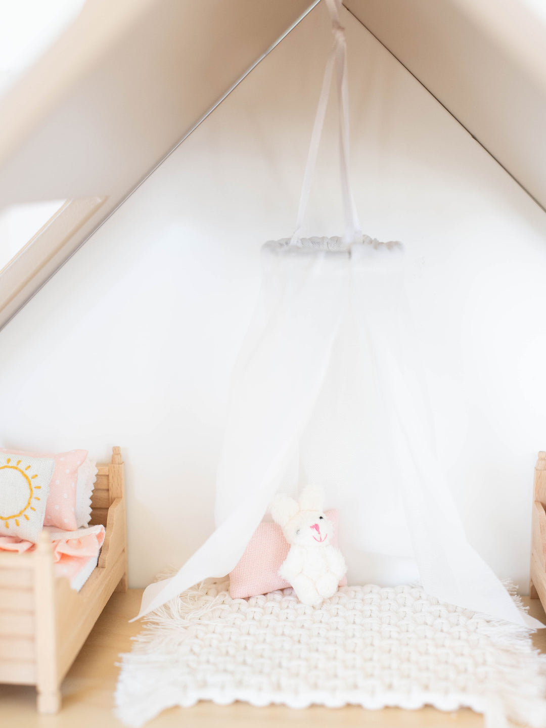 Tulle Hanging Canopy | White